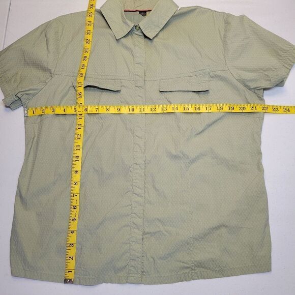REI Women's Green Button-Up Shirt UPF 30+ Outdoor Hiking - Picture 11 of 11